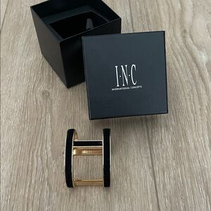 INC International Concepts Black and Gold Cuff Links